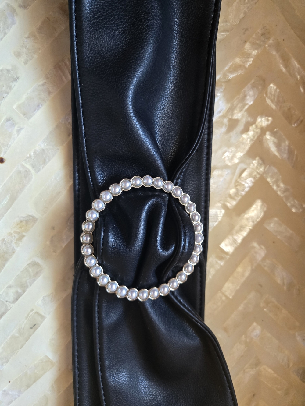 Pearl-Embellished Black Wide Belt